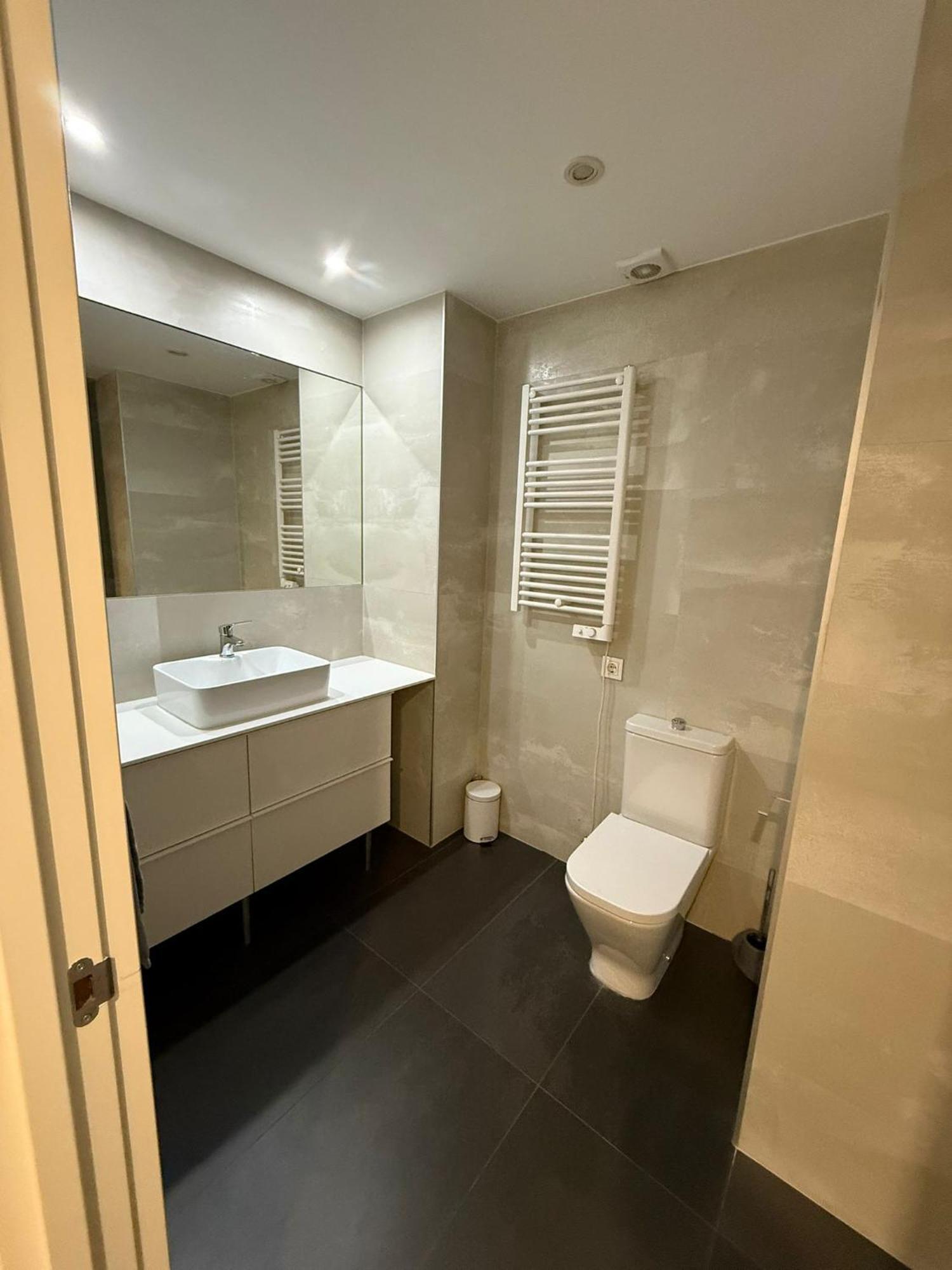 To Room Madrid Castellana Eksteriør billede