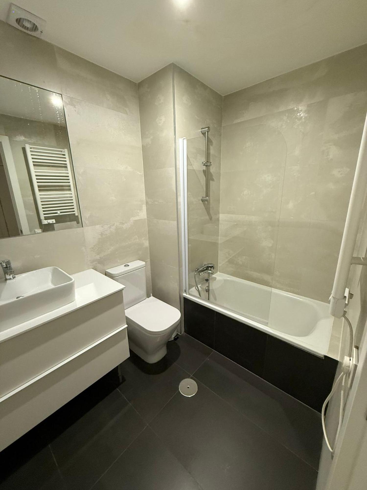 To Room Madrid Castellana Eksteriør billede